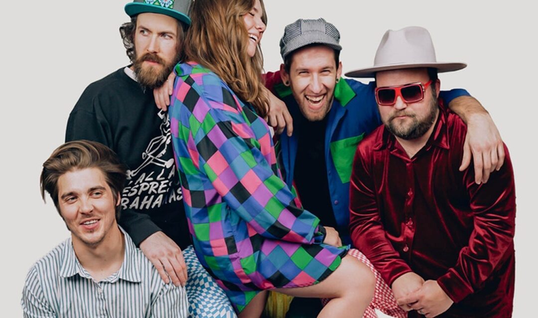 Tae & The Neighborly